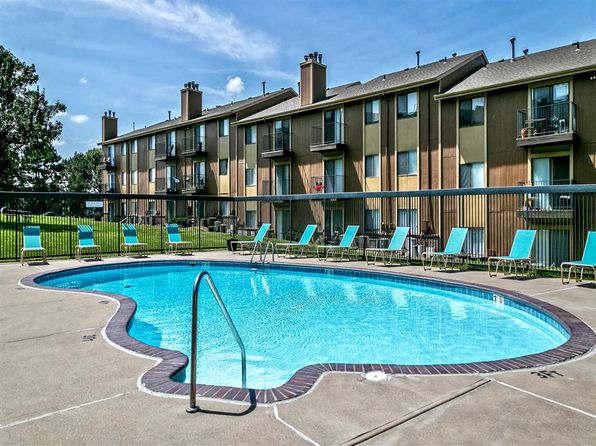 Fox Ridge Apartments | 10834 Cottonwood Ln, Omaha, NE