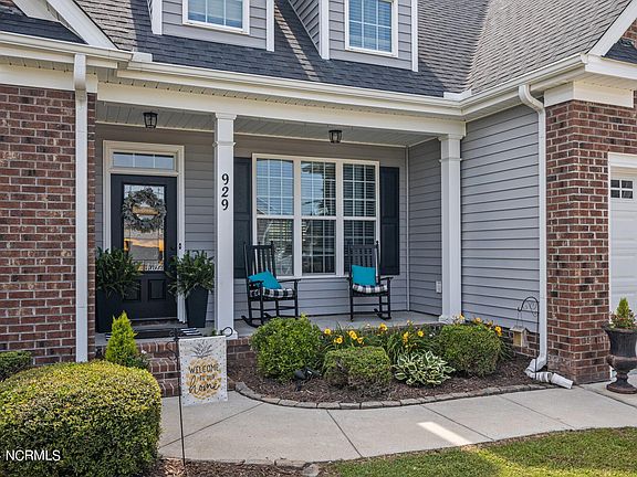 2nd image of 929 Megan Drive