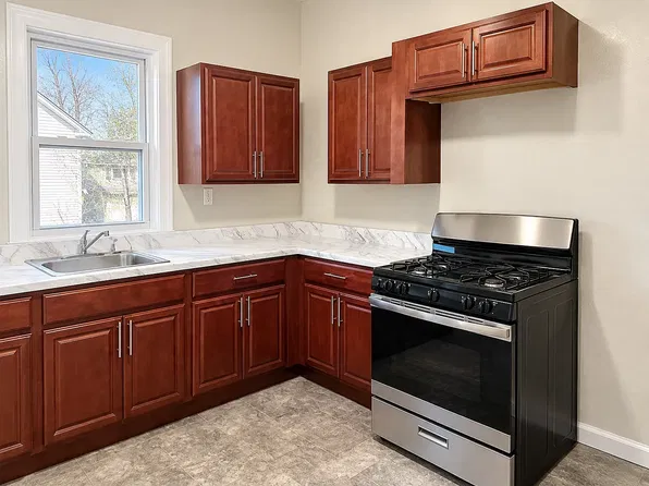 119 N 17th St #1, East Orange, NJ 07017