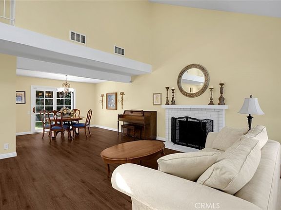 2nd image of 1375 Beechwood Dr