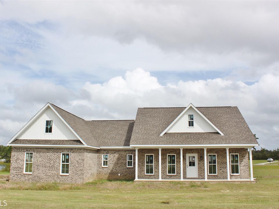 1st image of 302 Eight Point Dr Lot 26