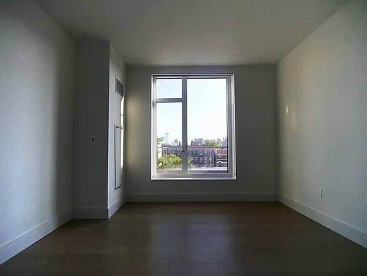 Rented by Extell Marketing Group LLC | media 13