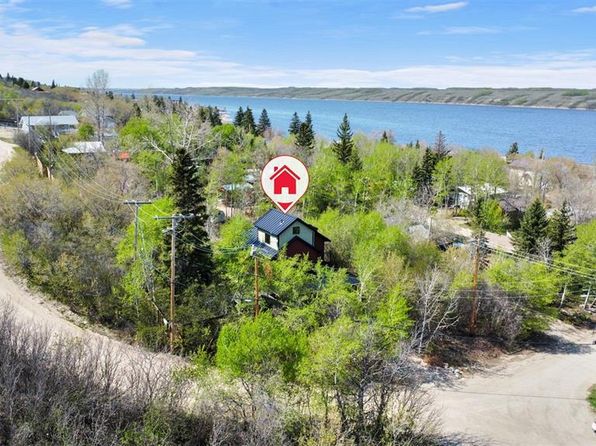 115-117 Evenson AVENUE, Manitou Beach, SK S0K 4T1