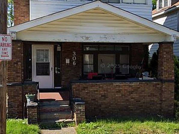 306 E 27th St