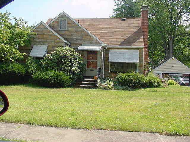 1st image of 327 Belvedere Ave SE