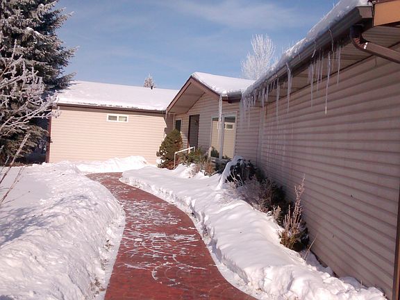 2nd image of 33 N Dogwood Ln