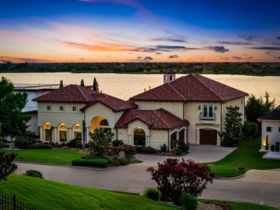 7253 Waters Edge Dr, The Colony, TX, 75056