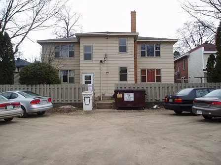2 bed, $1,295 — Photo 2