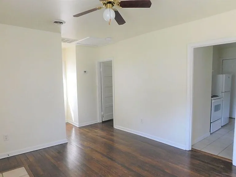118 Penniman Rd — Photo 4