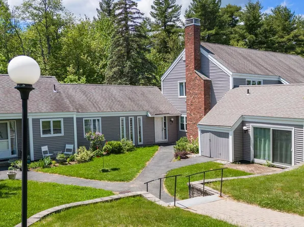 21 Hilltop Place #21, New London, NH 03257