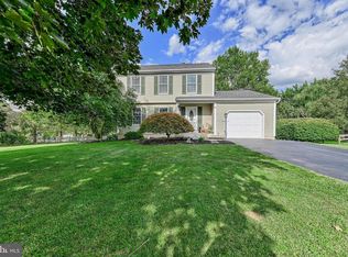 25 Clear Run Dr, Shrewsbury, PA 17361