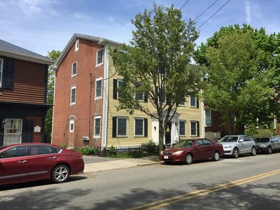 52 Essex St #1, Salem, MA, 01970