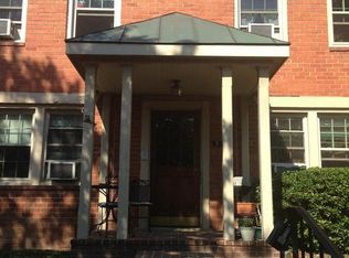 911 Church St APT 4, Alexandria, VA 22314
