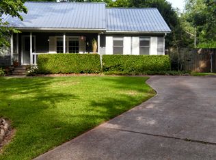 121 Pembrook Ct, Athens, GA 30605