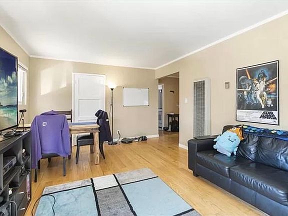 5th image of 44 N Ellsworth Ave #46A