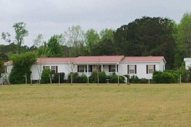 1st image of 5893 Hucks Rd