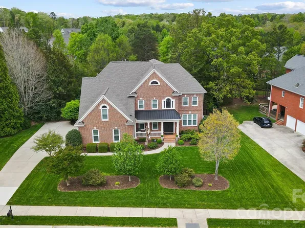 8300 Woodmont Dr #64, Waxhaw, NC 28173