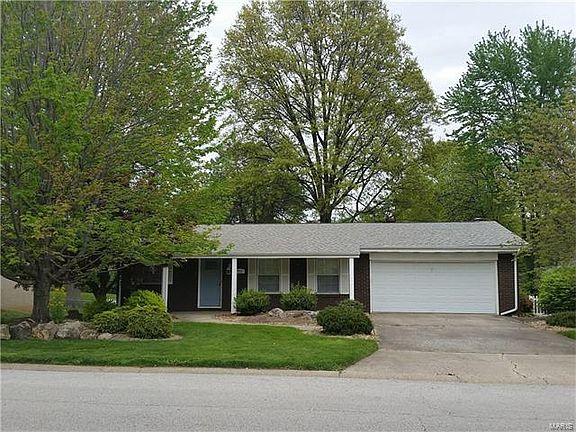 2nd image of 955 University Dr