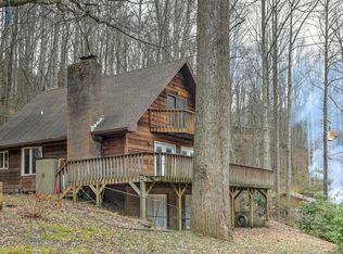 93 Woodfern Dr, Maggie Valley, NC 28751
