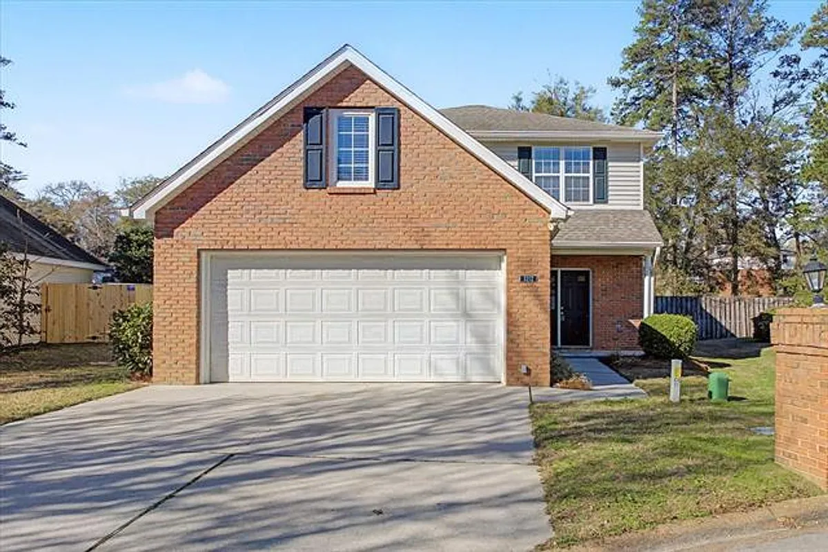 Building Photo - 3212 Castle Ct
