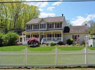 165 Bioski Rd, Middlebury, CT 06762