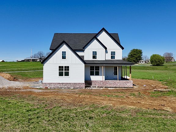 2nd image of 1055 Mustang Ct