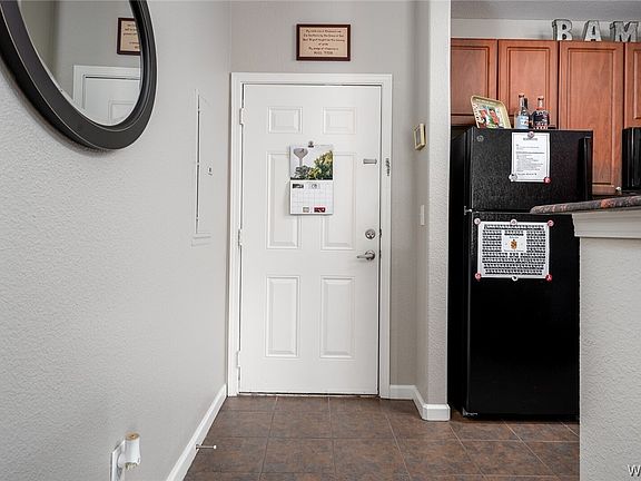 5th image of 600 13th St E APT 341