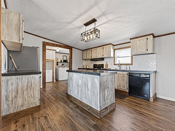 5th image of 34658 Rodeo Rd