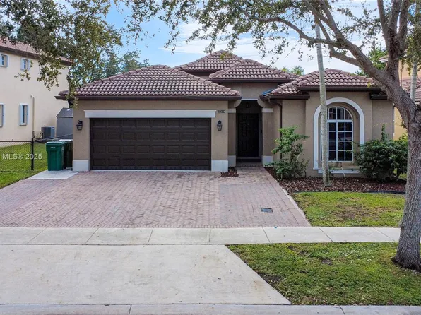2218 SE 1st St, Homestead, FL 33033