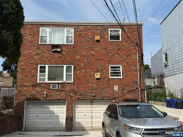 226 Clinton St #224, Paterson, NJ 07522