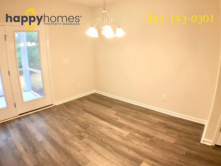 230 Buchanan Cir — Photo 6