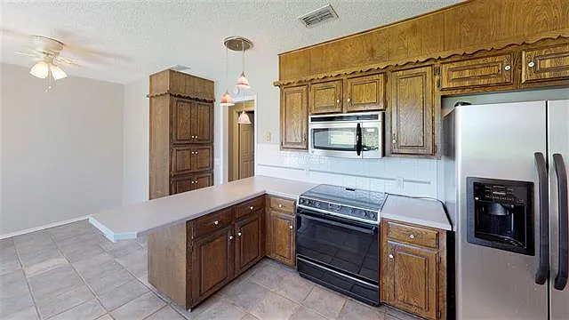 309 Curts Dr — Photo 5