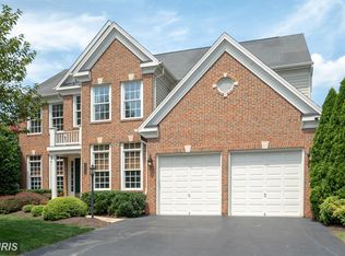 14610 Cedar Knoll Dr, Centreville, VA 20120