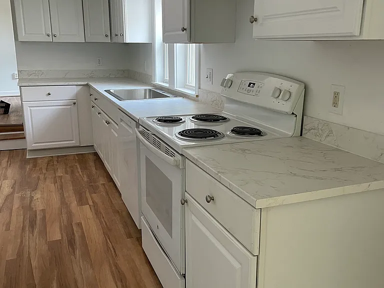 3 Spruce St #2 — Photo 1