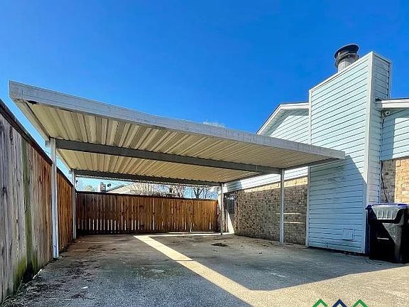 3rd image of 3701 Pratt Dr