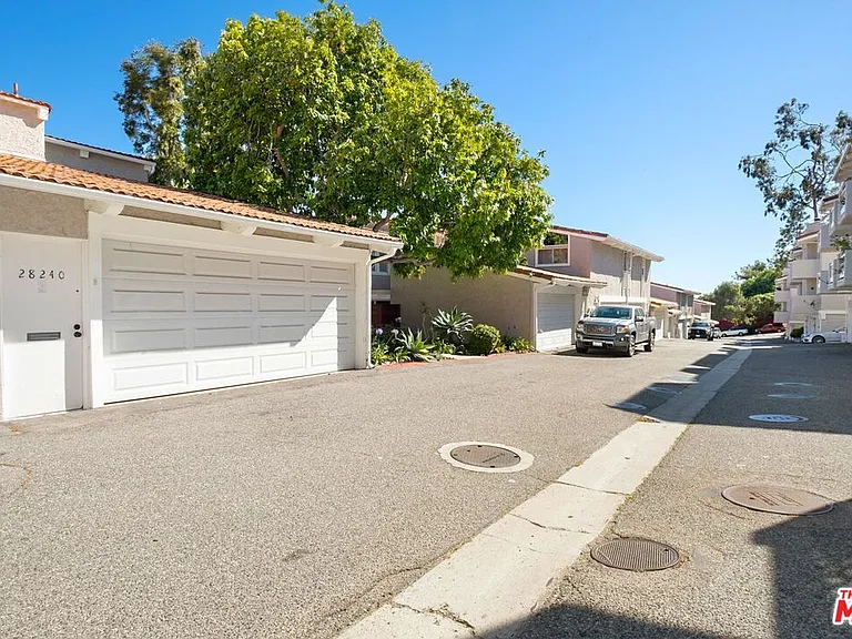 28240 Rey De Copas Ln — Photo 47