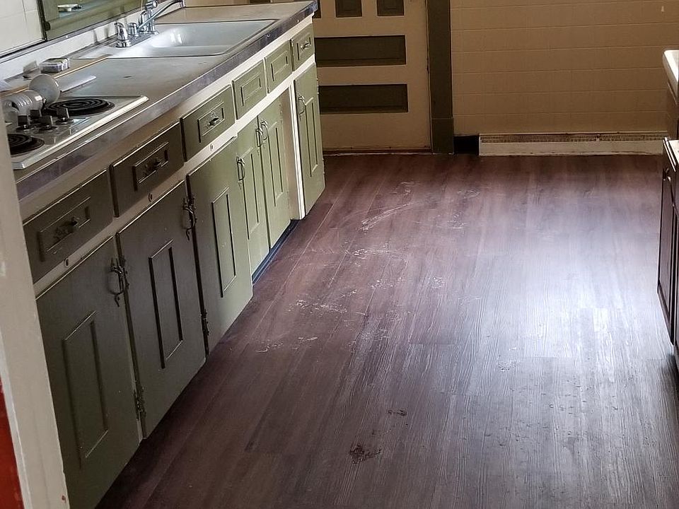 1st image of 402 East Ave