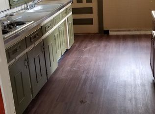 402 East Ave, Erie, PA 16507