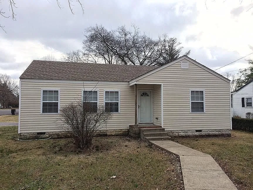 3-Bedroom 1 Bath Home in Murfreesboro, tN — Photo 1
