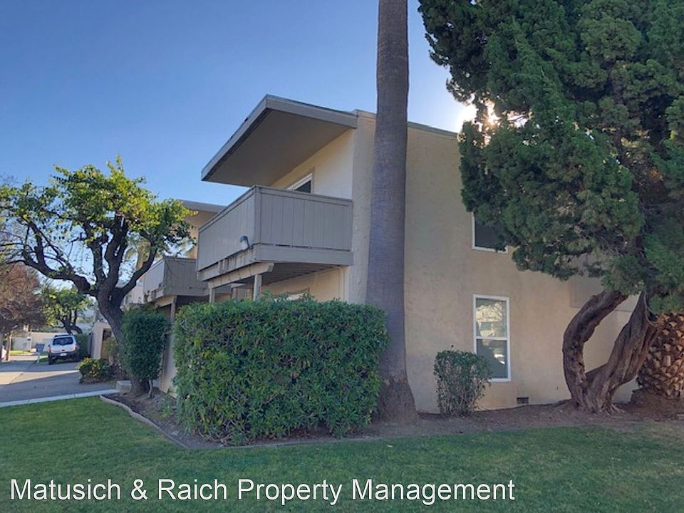 1st image of 20652 Park Cir W APT 3