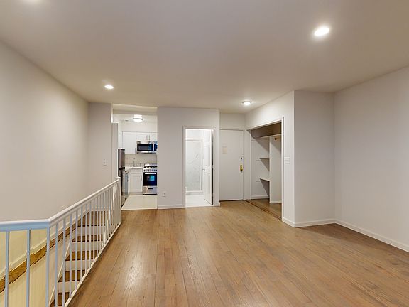 3rd image of 68 W 82nd St APT B
