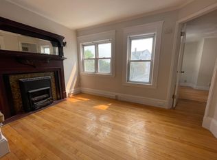 12 Lowell St FLOOR 2, Revere, MA 02151