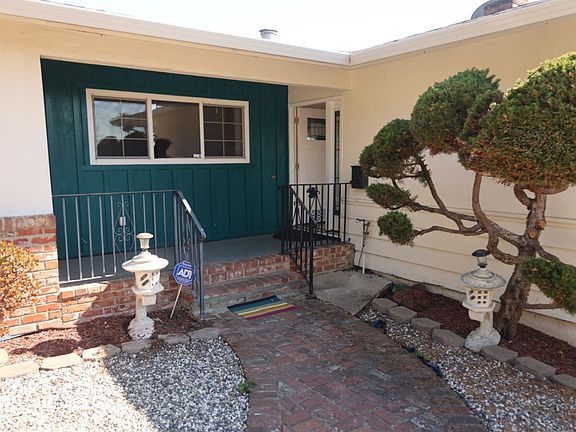3rd image of 641 Rocca Ave