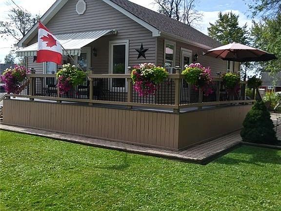 2nd image of 1040 Lakeshore Rd