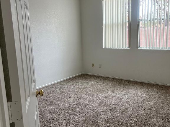 5th image of 8449 Warthen Meadows St
