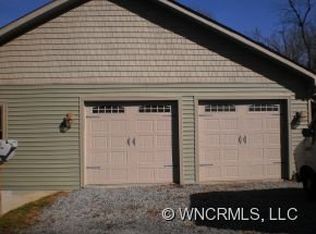 48 Hill Top Dr, Pisgah Forest, NC 28768