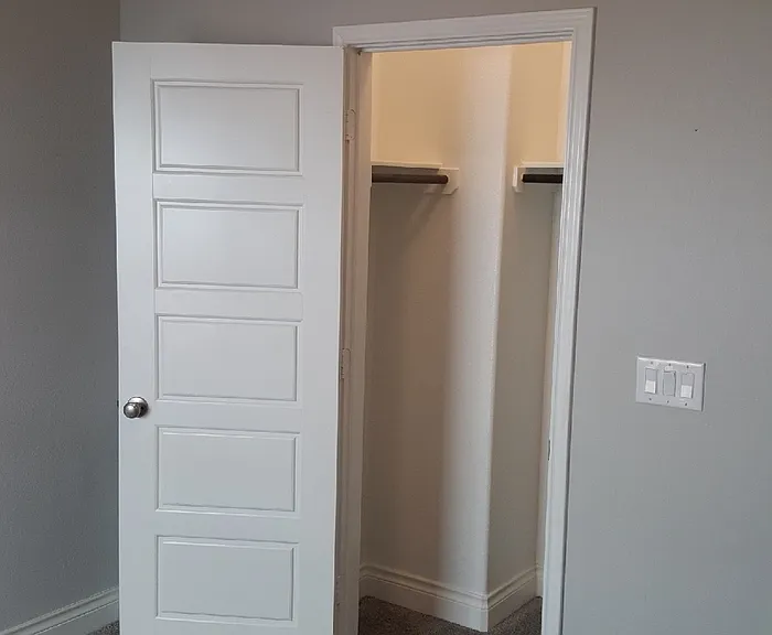 212 Freeman Loop — Photo 17