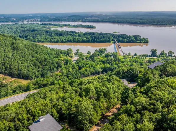 17 River Ridge Rd, Little Rock, AR 72227