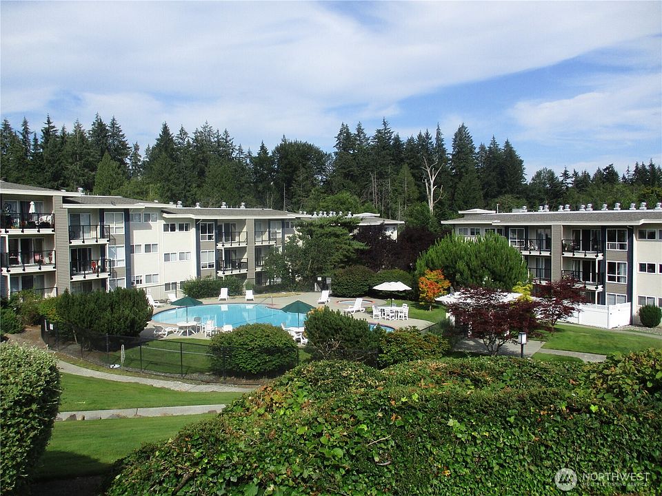1st image of 12631 NE 9th Place #C305