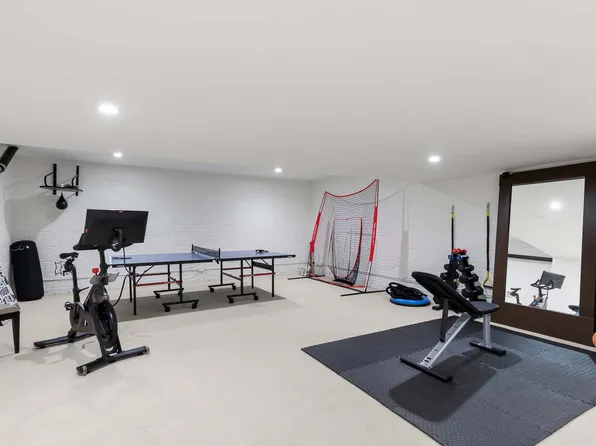 104 Charlton Street image 9 of 14